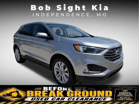 Used 2023 Ford Edge Titanium AWD/4WD image 18