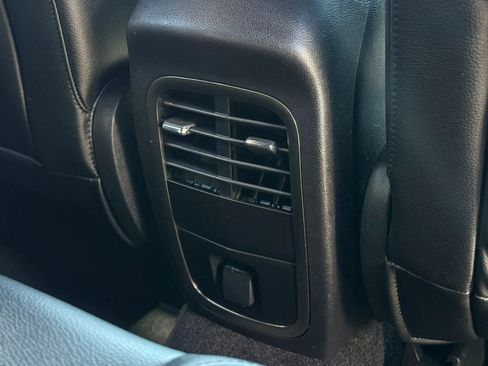 Used 2017 Lincoln MKC Premiere image 29