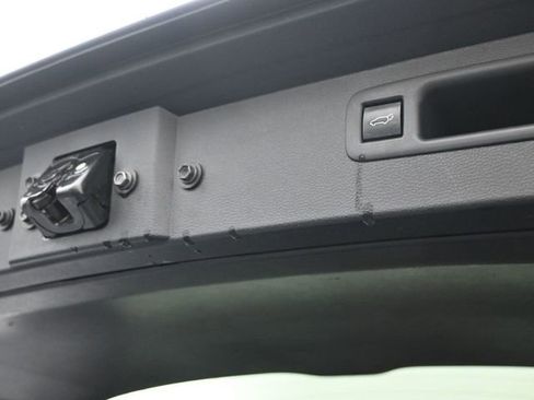 Certified 2023 Toyota Highlander XSE image 36