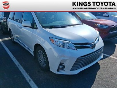 Used 2019 Toyota Sienna XLE Premium