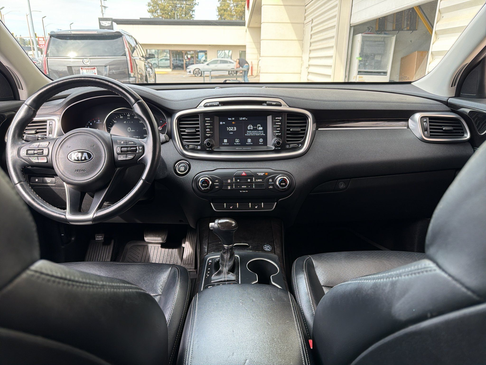 Used 2018 Kia Sorento EX AWD/4WD image 16