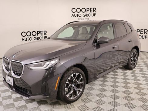 Used 2025 BMW X3 xDrive30i image 10