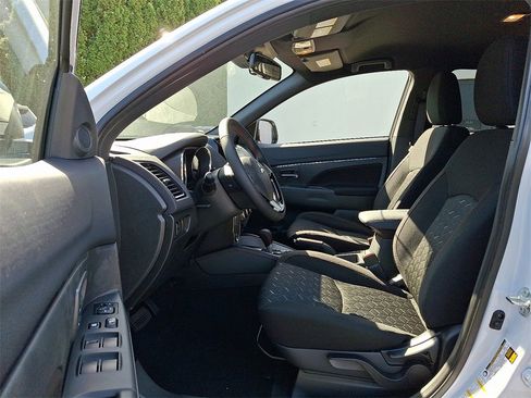 New 2025 Mitsubishi Outlander Sport AWD image 9