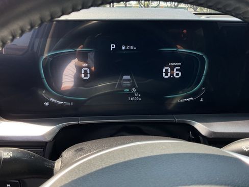 Used 2025 Kia Telluride S FWD image 50
