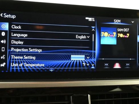 Used 2023 Lexus GX 460 Premium w/ Accessory Package AWD/4WD image 20