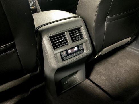 Used 2021 Volkswagen Atlas SE w/ Panoramic Sunroof Package image 29