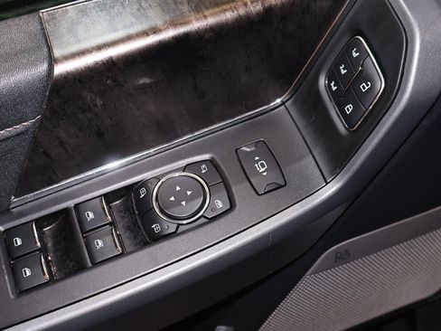 Used 2024 Ford F350 Lariat w/ Lariat Ultimate Package image 9