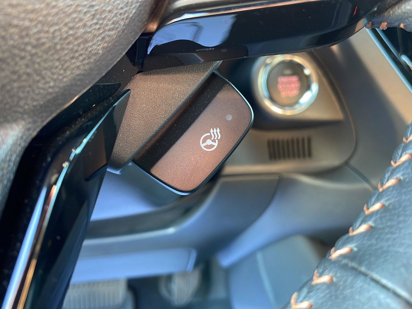 Used 2025 Subaru Forester Touring AWD/4WD image 17