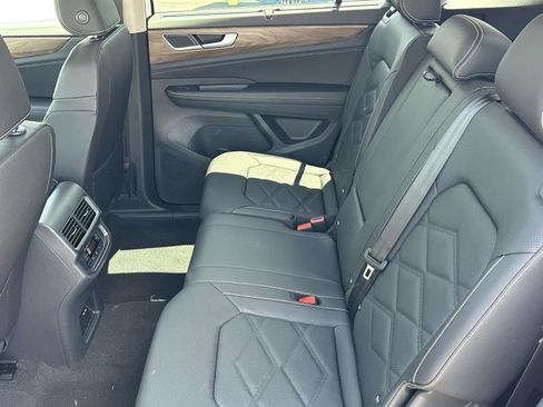 New 2026 Volkswagen Atlas SE AWD/4WD image 13