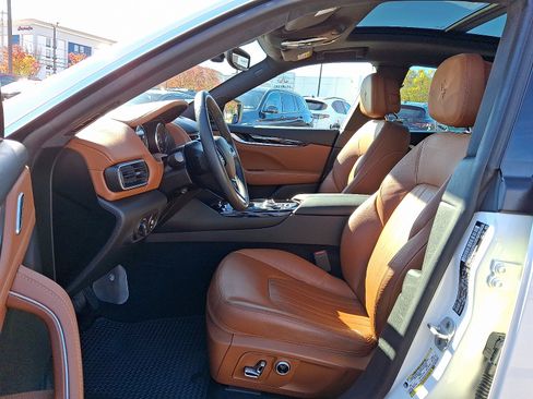 Certified 2022 Maserati Levante GT image 13