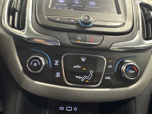 Used 2023 Chevrolet Equinox LS w/ LS Convenience Package AWD/4WD image 16