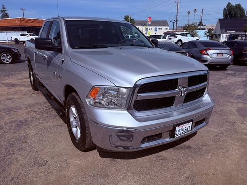 Used 2014 RAM 1500 Classic SLT RWD image 40