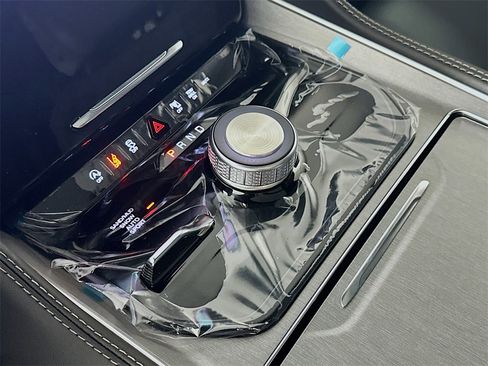 New 2025 Jeep Wagoneer Series II image 12