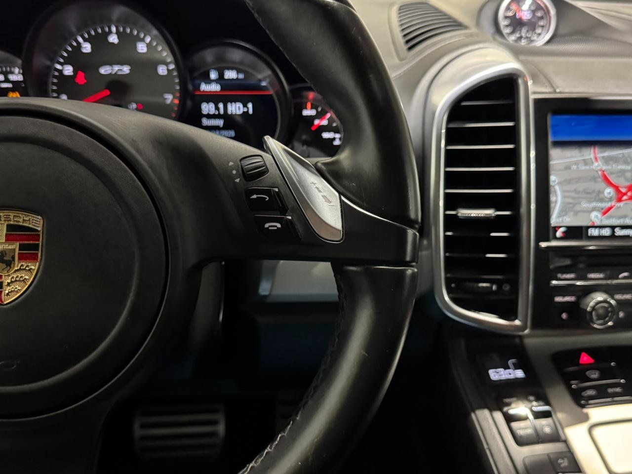 Used 2014 Porsche Cayenne GTS AWD/4WD image 22
