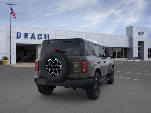 New 2026 Ford Bronco Outer Banks AWD/4WD image 8