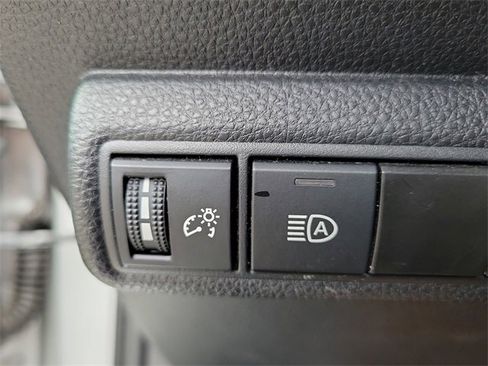 Used 2024 Toyota Corolla LE image 20