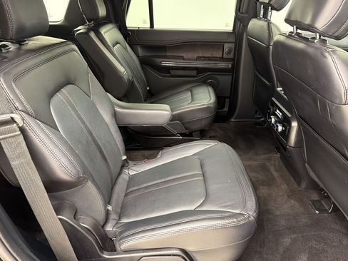 Used 2020 Ford Expedition Limited w/ Special Edition Package AWD/4WD image 29