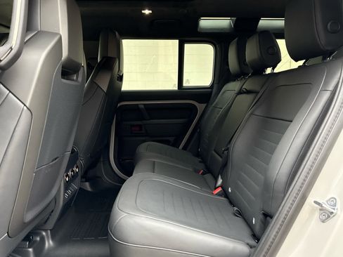 New 2026 Land Rover Defender 110 OCTA AWD/4WD image 16