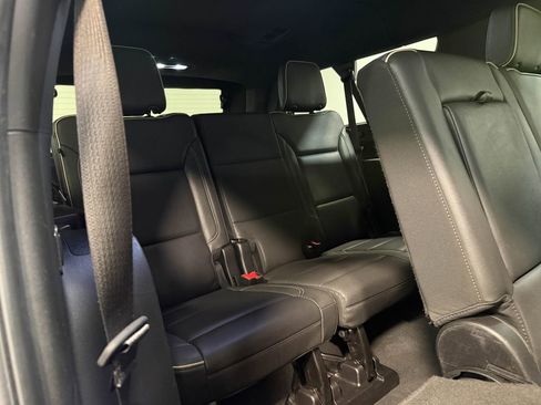 Used 2024 Chevrolet Suburban Premier AWD/4WD image 65