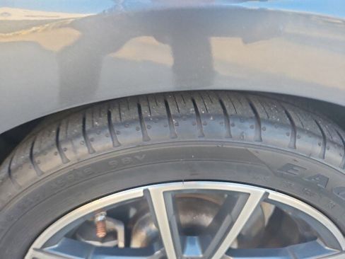 Used 2020 BMW 330i xDrive 330i xDrive w/ Driving Assistance Package image 10