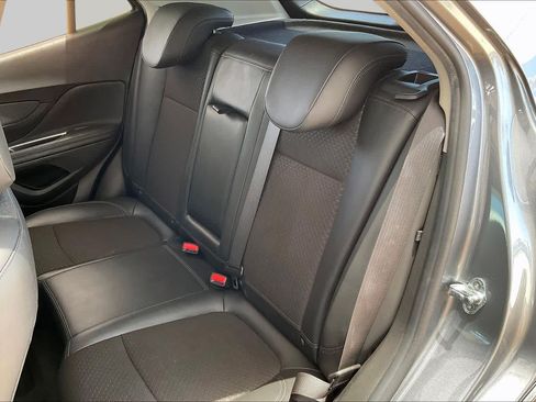 Used 2019 Buick Encore Preferred FWD image 19