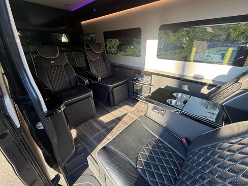 Used 2019 Mercedes-Benz Sprinter 170 image 9