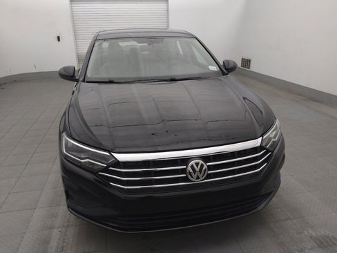Used 2020 Volkswagen Jetta SE w/ SE Cold Weather Package FWD image 14