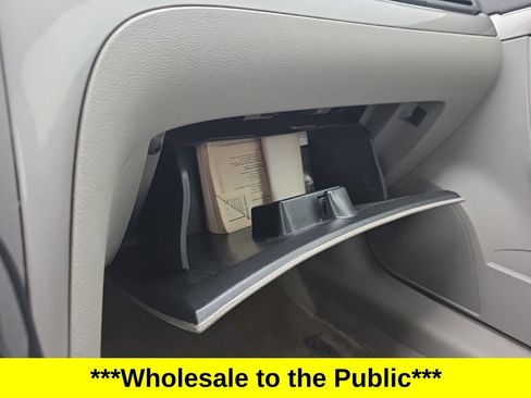 Used 2009 Saturn Aura XE w/ Preferred Package image 26