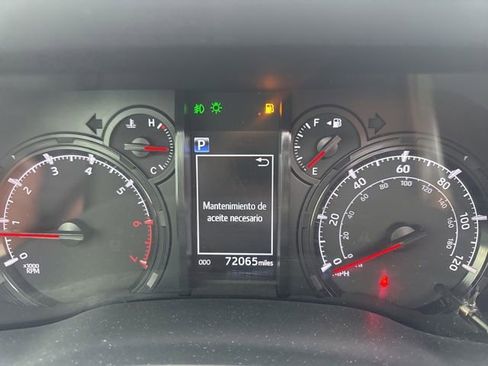 Used 2021 Toyota 4Runner SR5 Premium w/ Moonroof Package RWD image 4