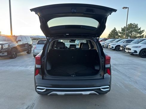 Used 2023 Kia Seltos S image 26