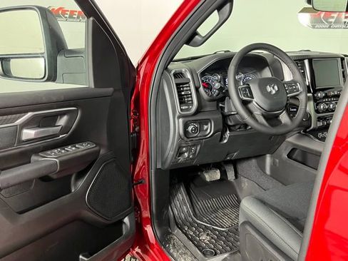 New 2026 RAM 1500 4x4 Crew Cab image 22