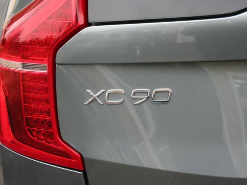 Used 2017 Volvo XC90 T6 Inscription w/ Vision Package image 29