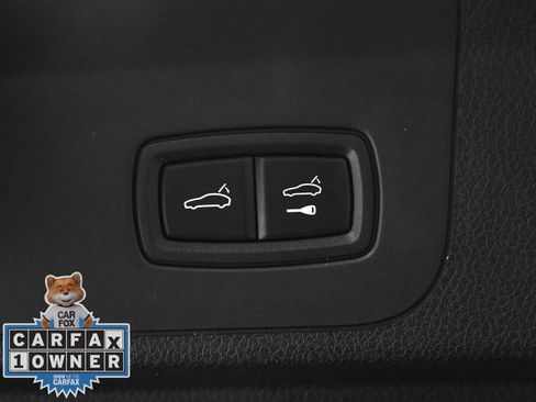 Used 2022 Porsche Panamera Platinum Edition image 8