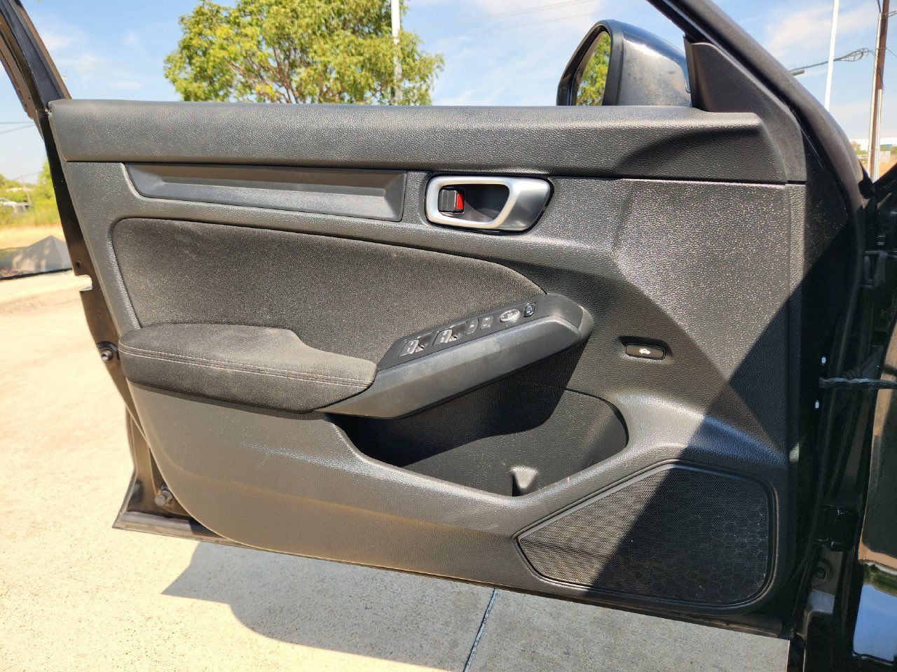 Used 2023 Honda Civic Sport image 16