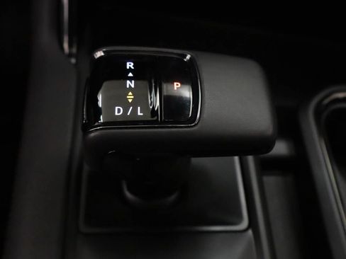 Used 2023 GMC Sierra 1500 AT4 w/ AT4 Premium Package AWD/4WD image 9