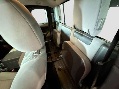 Used 2020 Toyota Tacoma SR w/ SX Package image 15