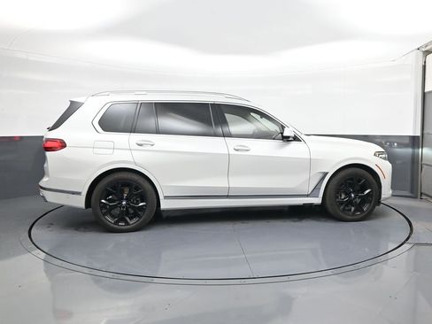 Used 2021 BMW X7 xDrive40i w/ Premium Package AWD/4WD image 8