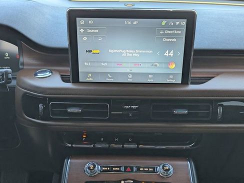 Certified 2023 Lincoln Aviator Reserve w/ Equipment Group 201A image 18