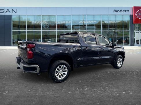 Used 2023 Chevrolet Silverado 1500 LT AWD/4WD image 5