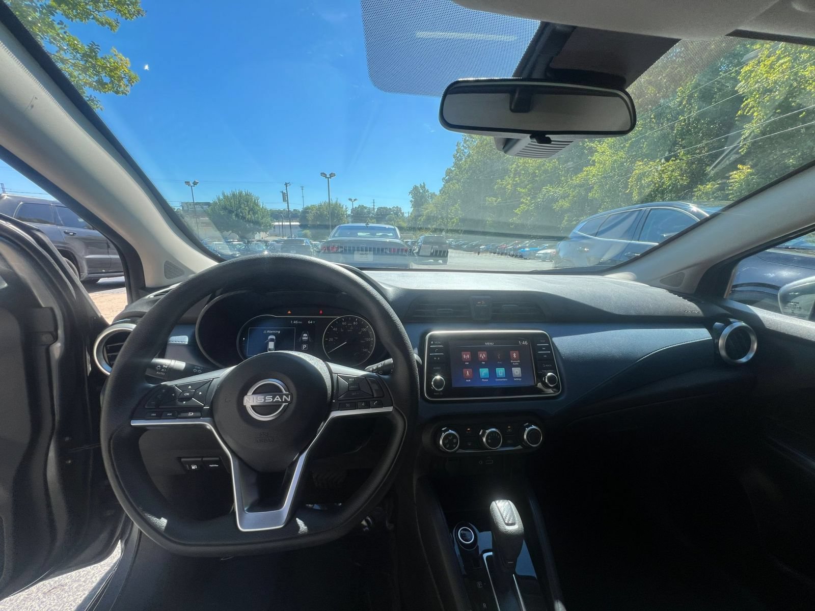 Used 2025 Nissan Versa SV FWD image 27