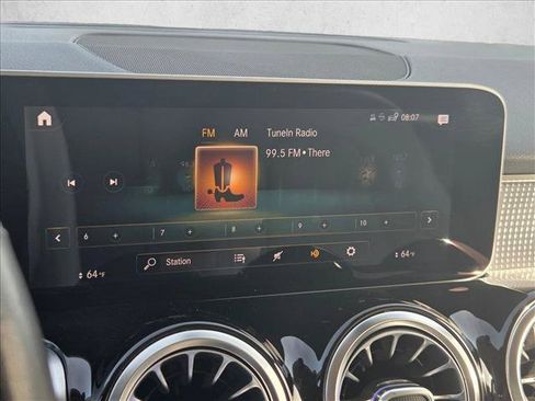 Used 2020 Mercedes-Benz GLB 250 image 20