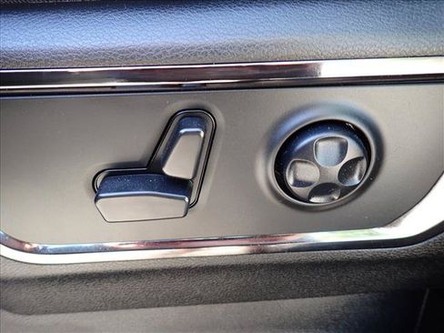 Used 2024 RAM 1500 Limited AWD/4WD image 14