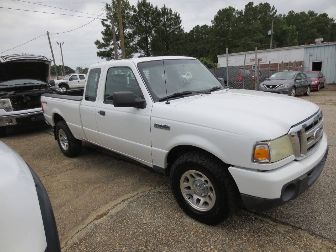 Used 2011 Ford Ranger XLT AWD/4WD image 2