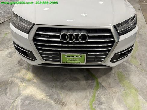 Used 2019 Audi Q7 3.0T Prestige w/ Prestige Package AWD/4WD image 24