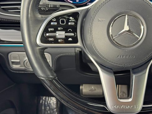 Used 2023 Mercedes-Benz Maybach GLS 600 4MATIC image 21