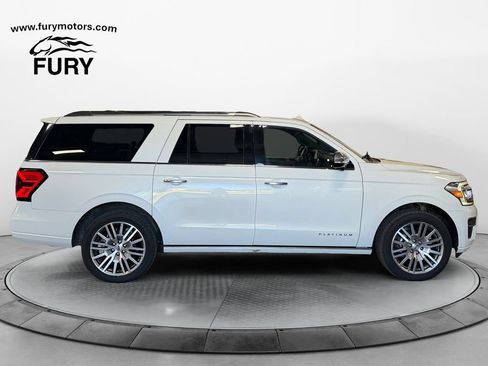 Used 2023 Ford Expedition Max Platinum AWD/4WD image 2