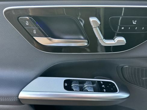 New 2026 Mercedes-Benz GLC 300 4MATIC image 10