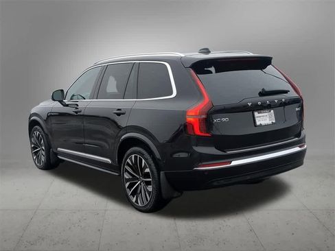Used 2026 Volvo XC90 B6 Plus w/ Protection Package Premier image 4
