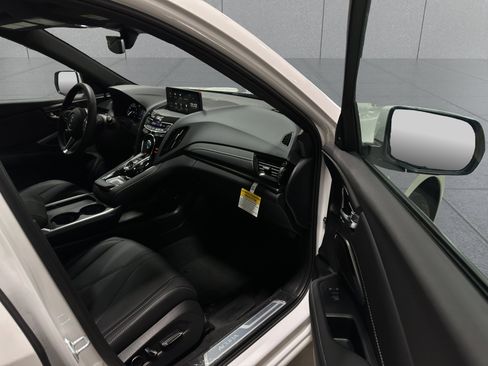 New 2026 Acura RDX SH-AWD image 26