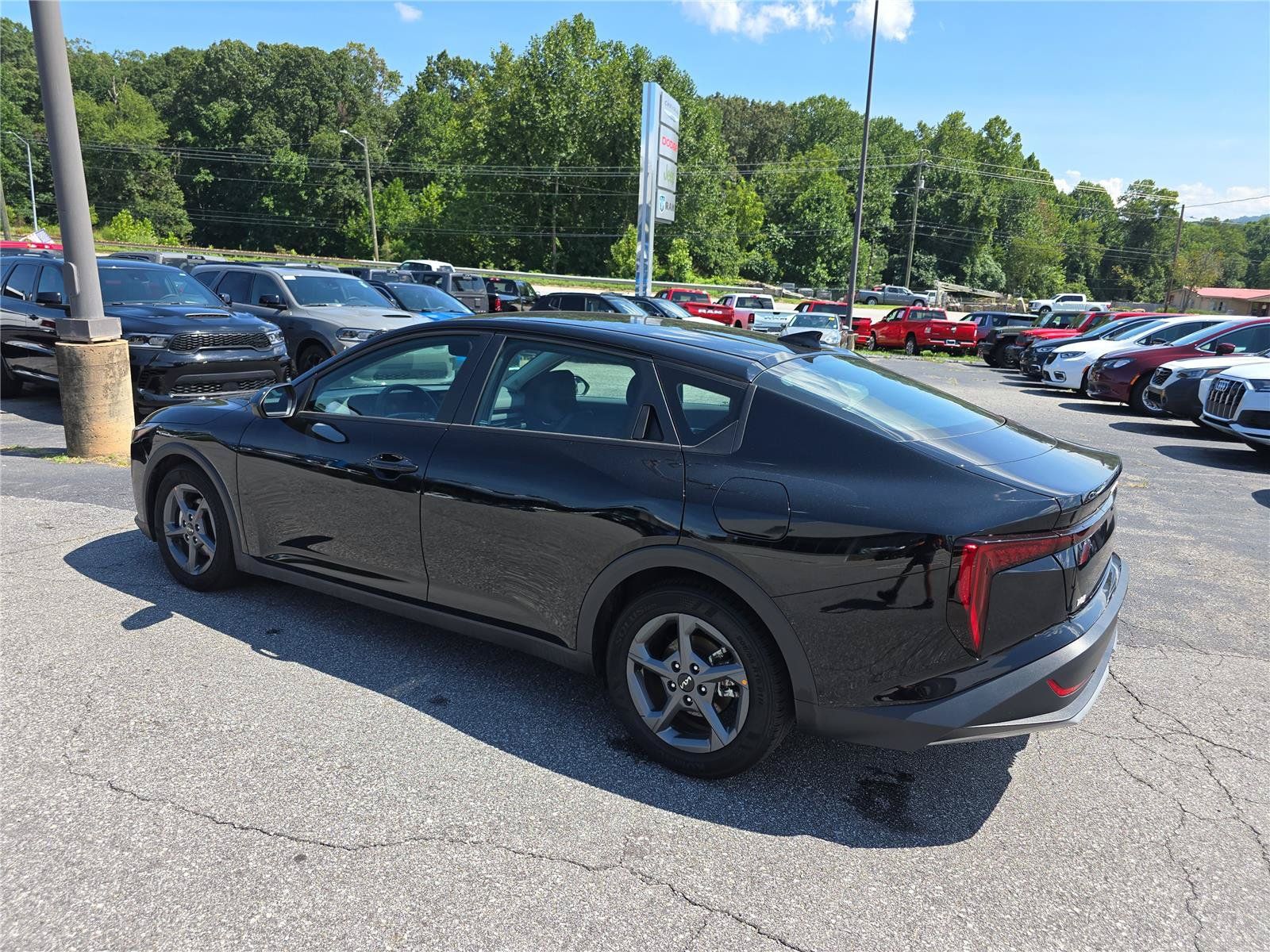 Used 2025 Kia K4 FWD image 5